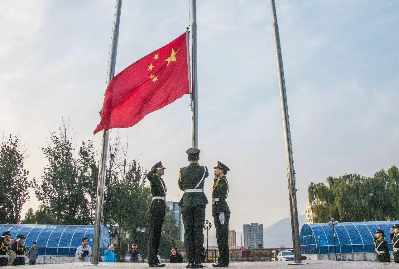 健身房逃生记