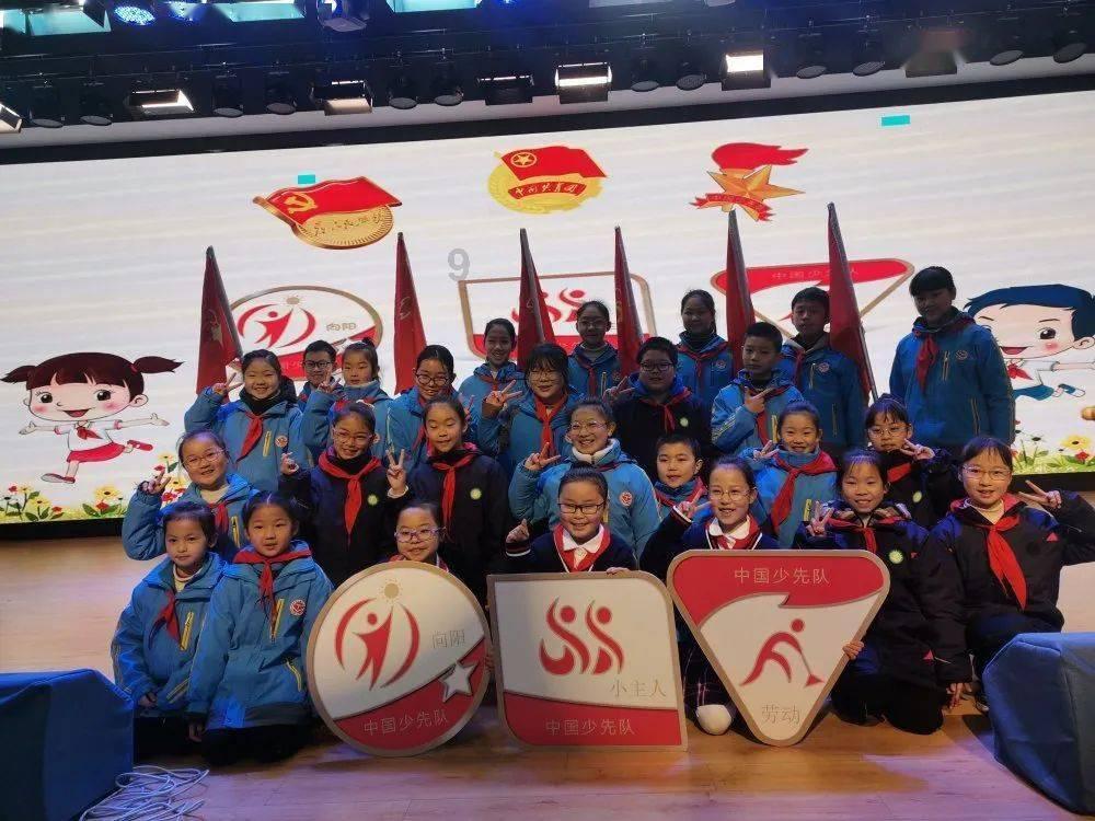 试BMW新5系：家在中国/不止加长 7系同款8K屏看哭老外